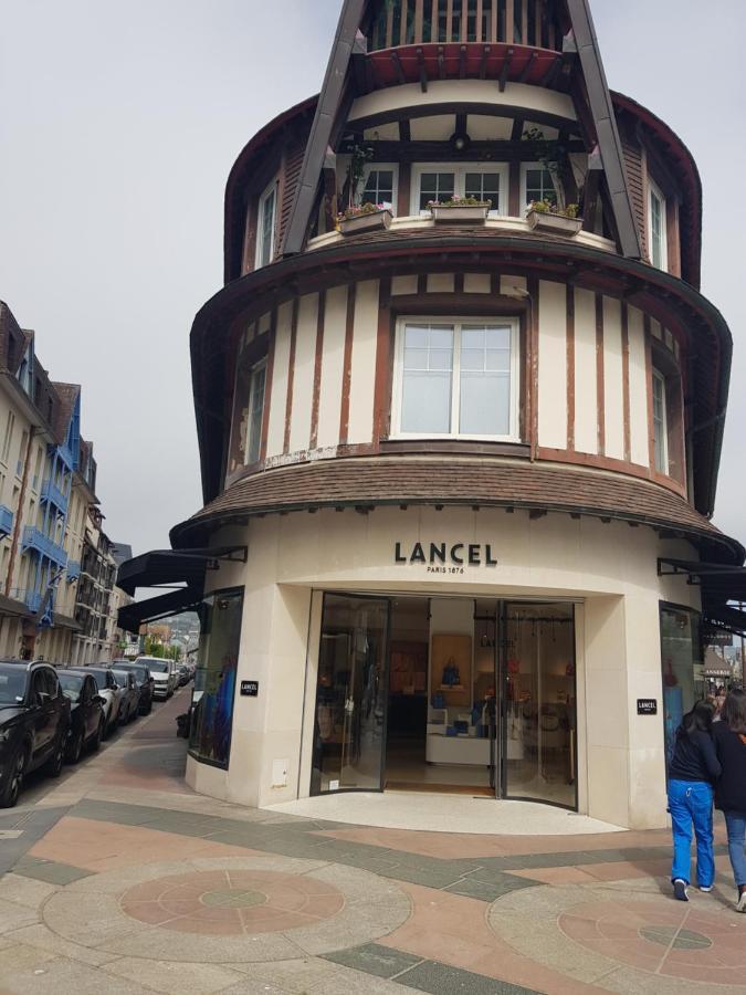 Appartement Deauville Hyper Centre Exteriör bild